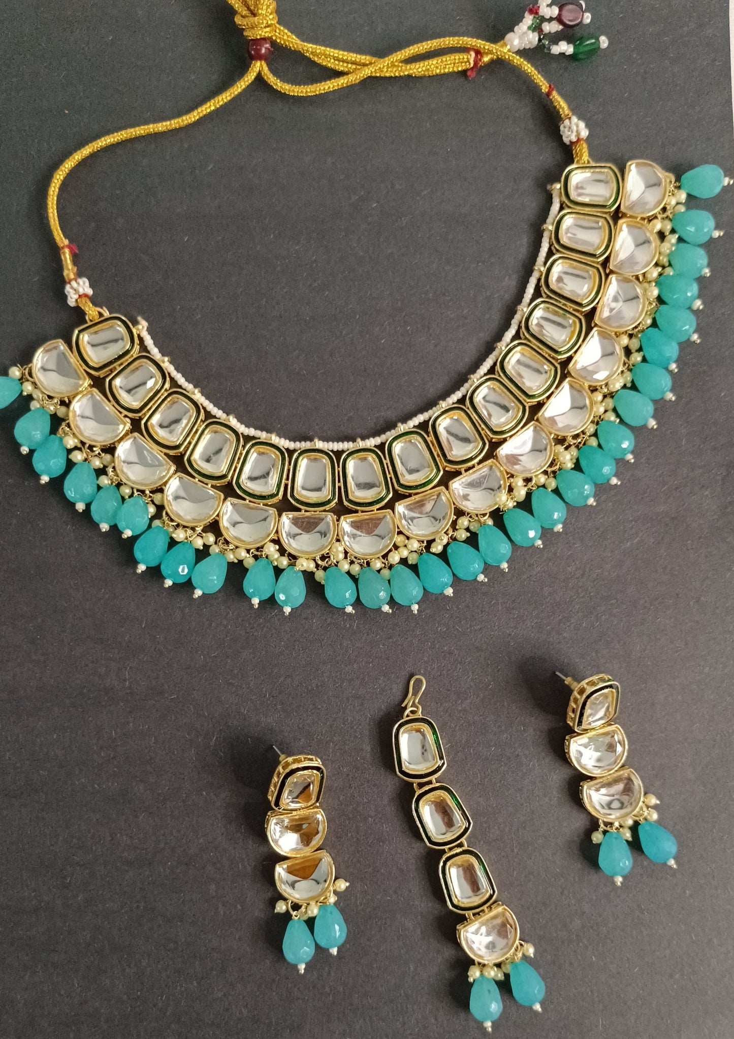 Turquoise Laavi Necklace Set